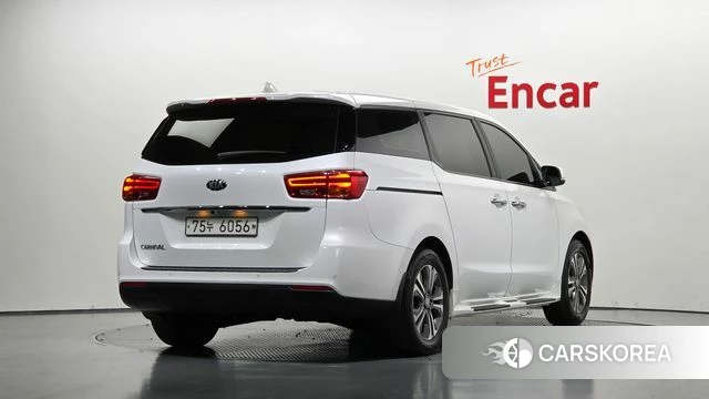Kia The New Carnival 2019 Белый из Кореи