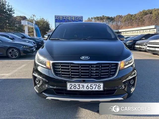 Kia The New Carnival 2019 Черный из Кореи