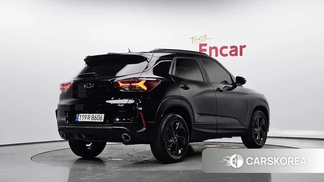 Chevrolet (GM Daewoo) Trailblazer 2022 Черный из Кореи
