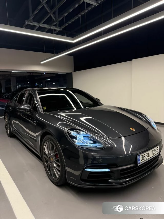 Porsche Panamera (971) 2018 Серый из Кореи