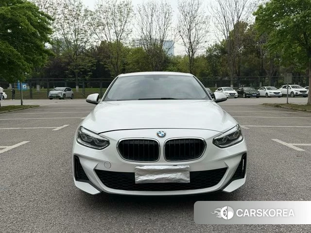 BMW 1 series 2023 Белый из Китая