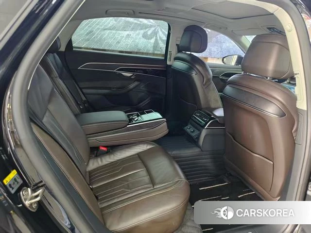 Audi A8 2020 Черный из Китая