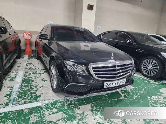 Mercedes-Benz E-Class W213 2020 Черный из Кореи