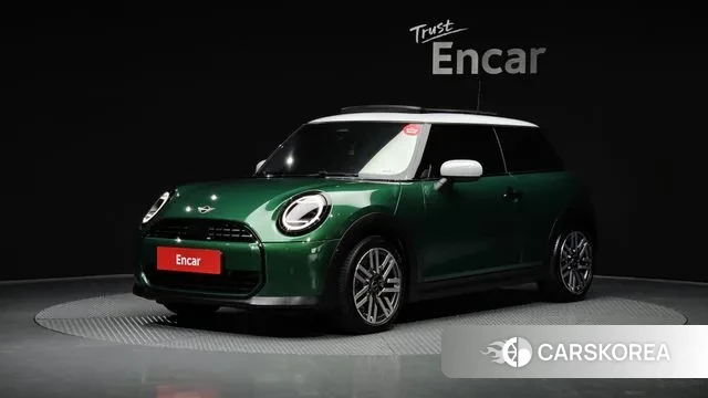 Mini Cooper C 4th generation 2024 Зеленый из Кореи