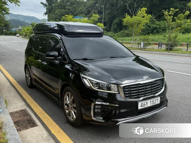 Kia The New Carnival 2018 Черный из Кореи