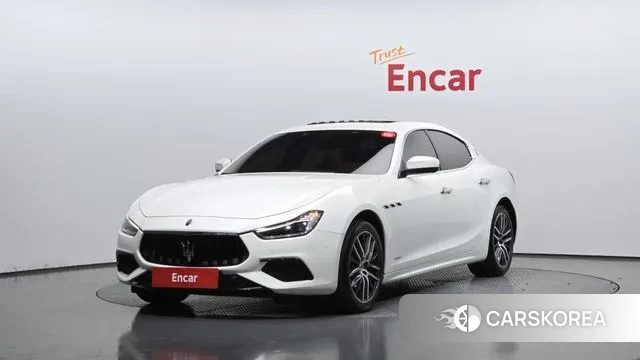 Maserati Ghibli 2018 Белый из Кореи