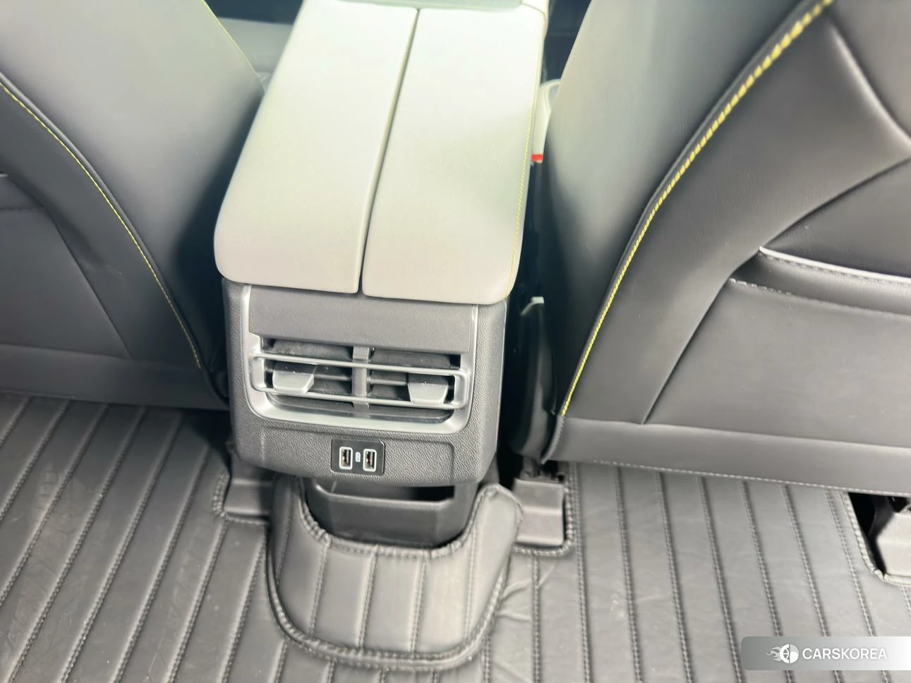 Chang'an CS75 PLUS 2023 Белый из Китая