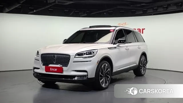 Lincoln Aviator 2nd generation 2020 Белый из Кореи