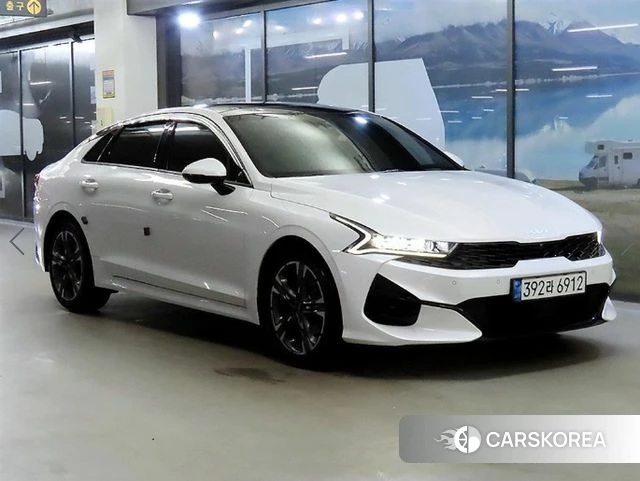 Kia K5 3rd generation 2021 Белый из Кореи