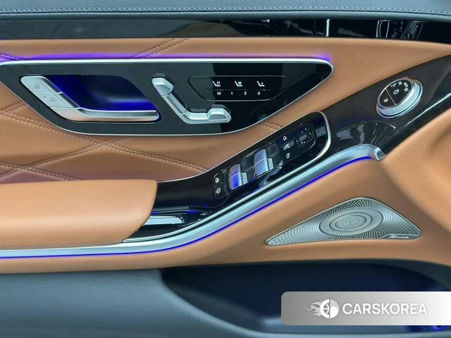 Mercedes-Benz Maybach S-class 2023 Черный из Китая