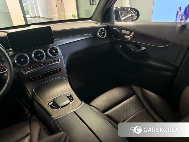 Mercedes-Benz GLC 2023 Черный из Китая