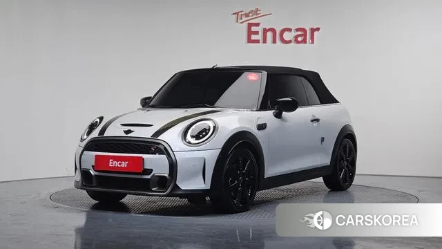Mini Cooper S Convertible 2023 Белый из Кореи