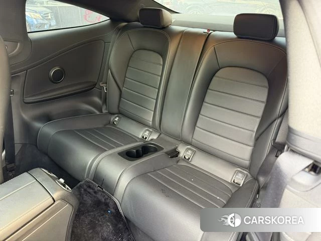 Mercedes-Benz Class C (imported) 2021 Белый из Китая