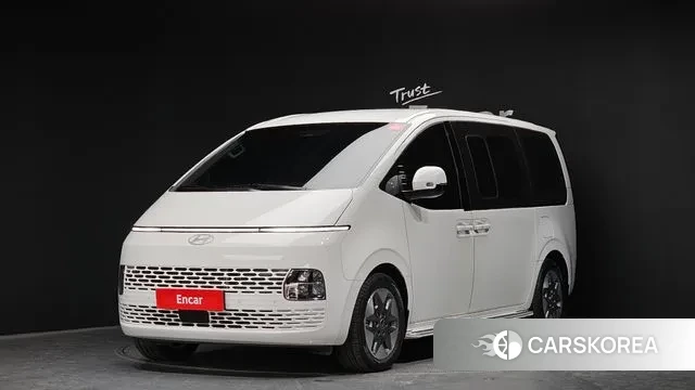 Hyundai Staria 2025 Белый из Кореи