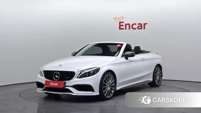 Mercedes-Benz C-Class W205 2018 Белый из Кореи