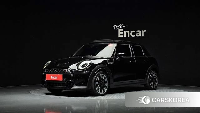 Mini Cooper S 2023 Черный из Кореи
