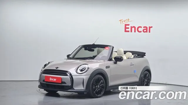 Mini Cooper Convertible 2023 Песочный из Кореи