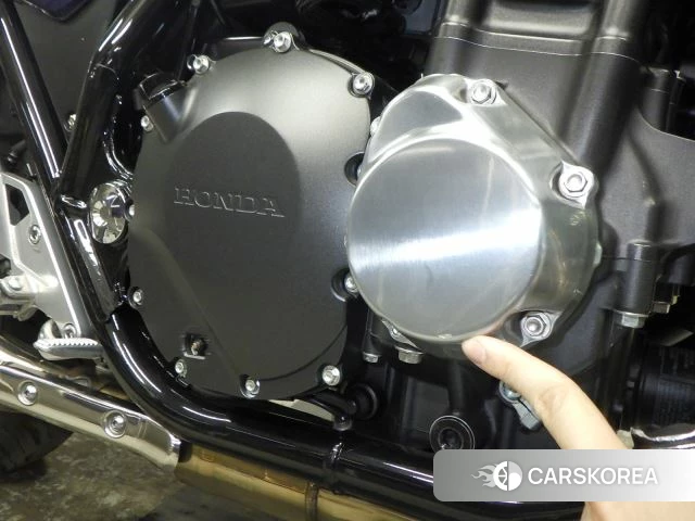 Engine photo