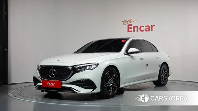 Mercedes-Benz E-Class W214 2026 Белый из Кореи