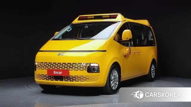 Hyundai Staria 2022 Желтый из Кореи