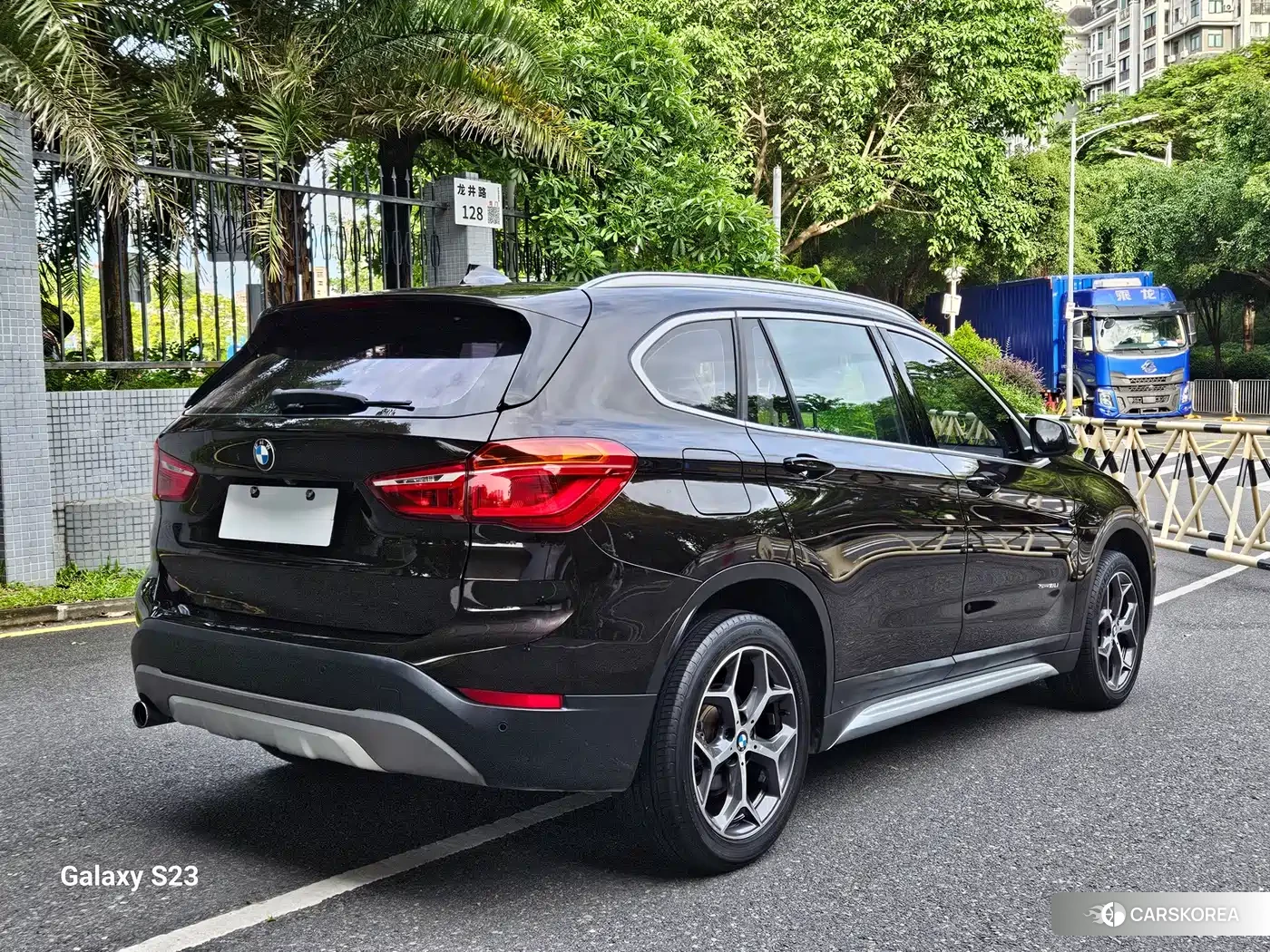 BMW X1 2018 Champagne/brown из Китая
