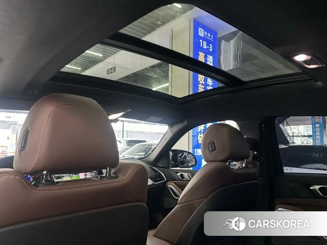 BMW X6 2022 Черный из Китая