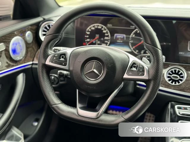 Mercedes-Benz E-class (imported) id 4211143 из Китая