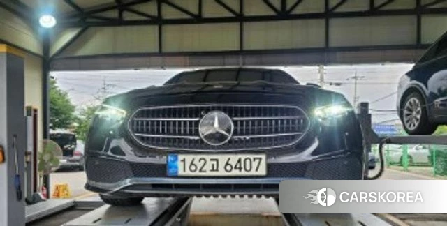 Mercedes-Benz E-Class W213 2021 Черный из Кореи