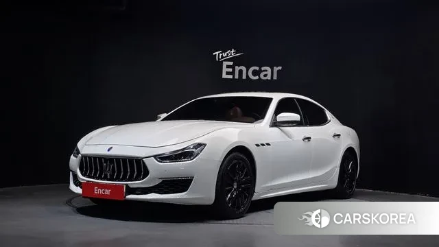 Maserati Ghibli 2018 Белый из Кореи