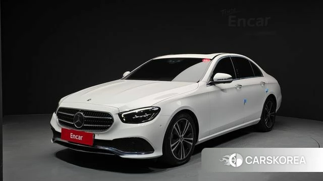 Mercedes-Benz E-Class W213 2022 Белый из Кореи