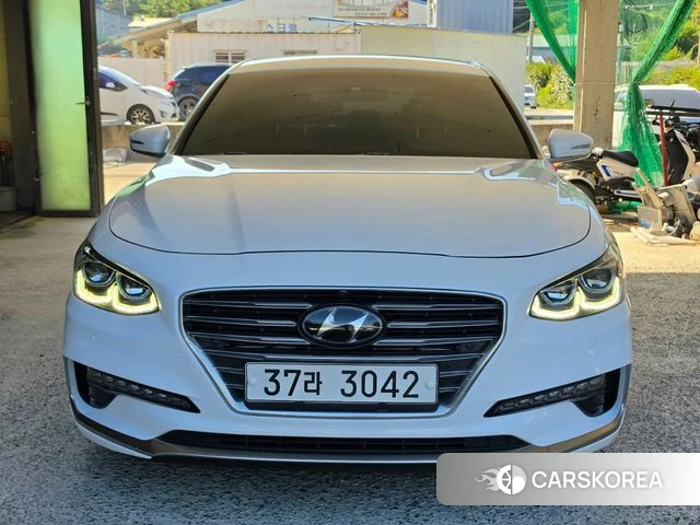 Hyundai Grandeur IG Hybrid 2018 Белый из Кореи