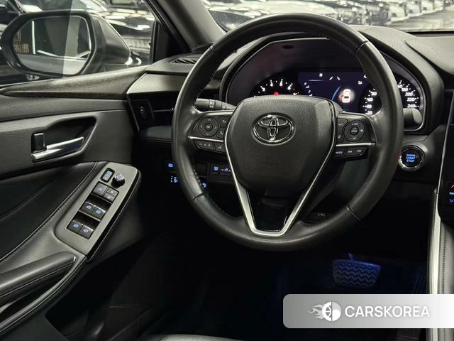 Toyota Asian dragon 2022 Серебристо-серый из Китая