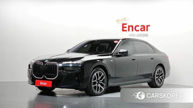 BMW 7 Series (G70) 2025 Черный из Кореи