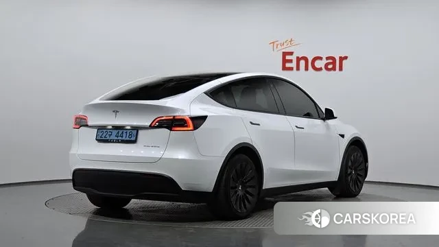Tesla Model Y 2021 Белый из Кореи