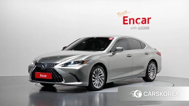 Lexus ES300h 7th generation 2022 Серебристо-серый из Кореи