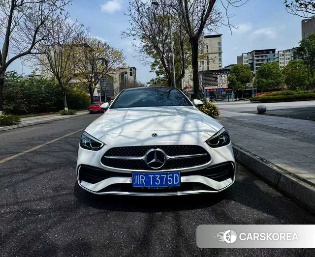 Mercedes-Benz Class C 2024 Белый из Китая