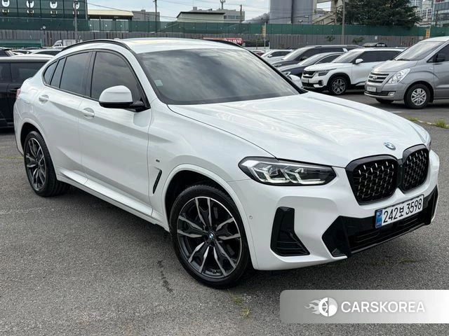 BMW X4 (G02) 2024 Белый из Кореи