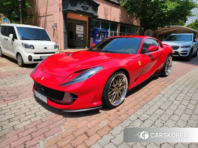 Ferrari 812 Superfast 2018 Красный из Кореи