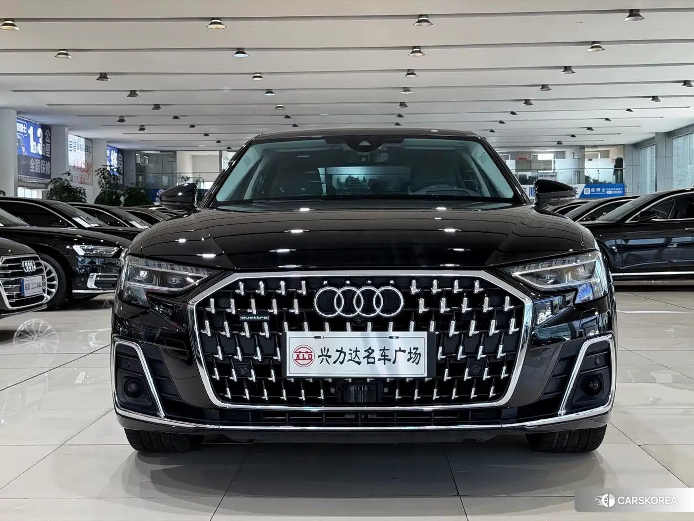 Audi A8 2022 Черный из Китая