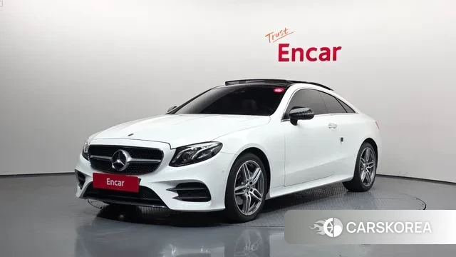 Mercedes-Benz E-Class W213 2018 Белый из Кореи
