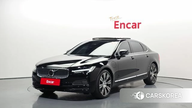 Volvo S90 2023 Черный из Кореи