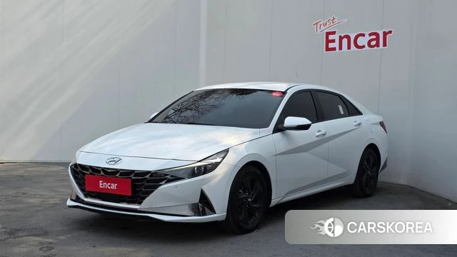 Hyundai Avante Hybrid (CN7) 2022 Белый из Кореи