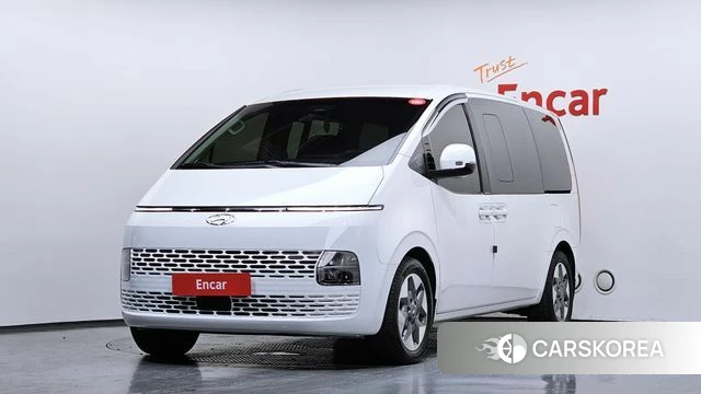Hyundai Staria 2022 Белый из Кореи