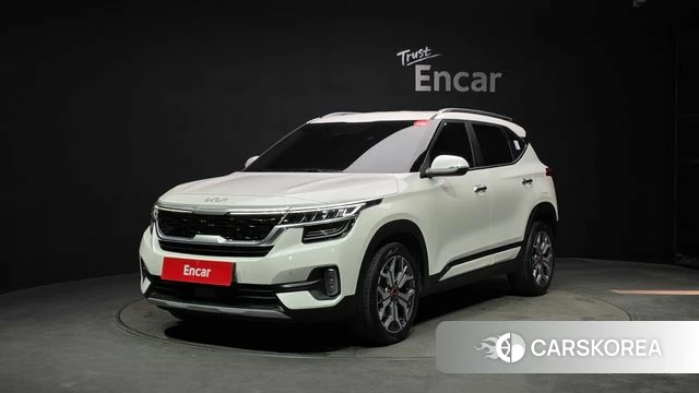 Kia Seltos 2022 Белый из Кореи