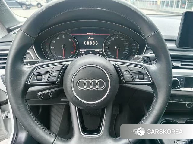 Audi A5 2018 Белый из Китая