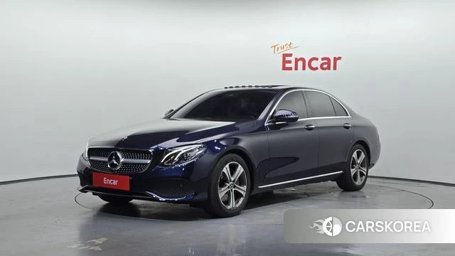 Mercedes-Benz E-Class W213 2018 Синий из Кореи