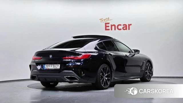 BMW 8 Series (G15) 2021 Черный из Кореи
