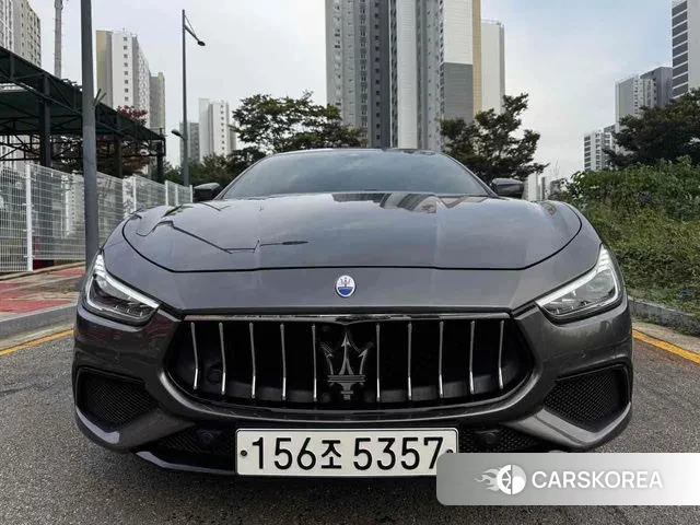 Maserati Ghibli 2019 Серый из Кореи