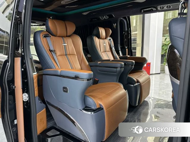 Mercedes-Benz V-class 2022 Черный из Китая