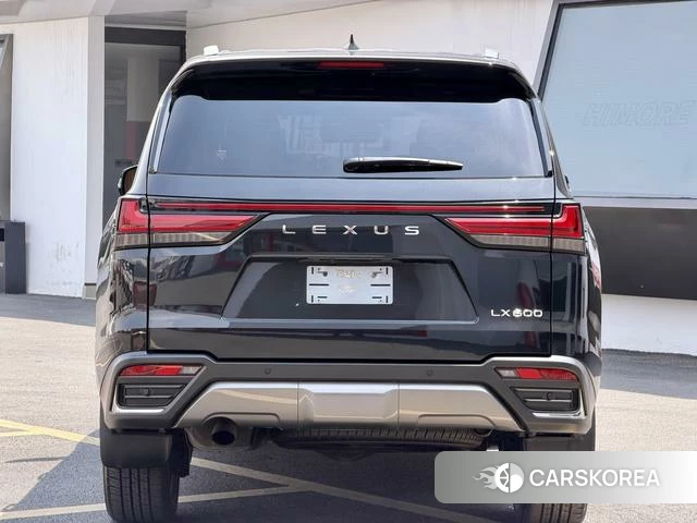 Lexus LX 2024 Черный из Китая